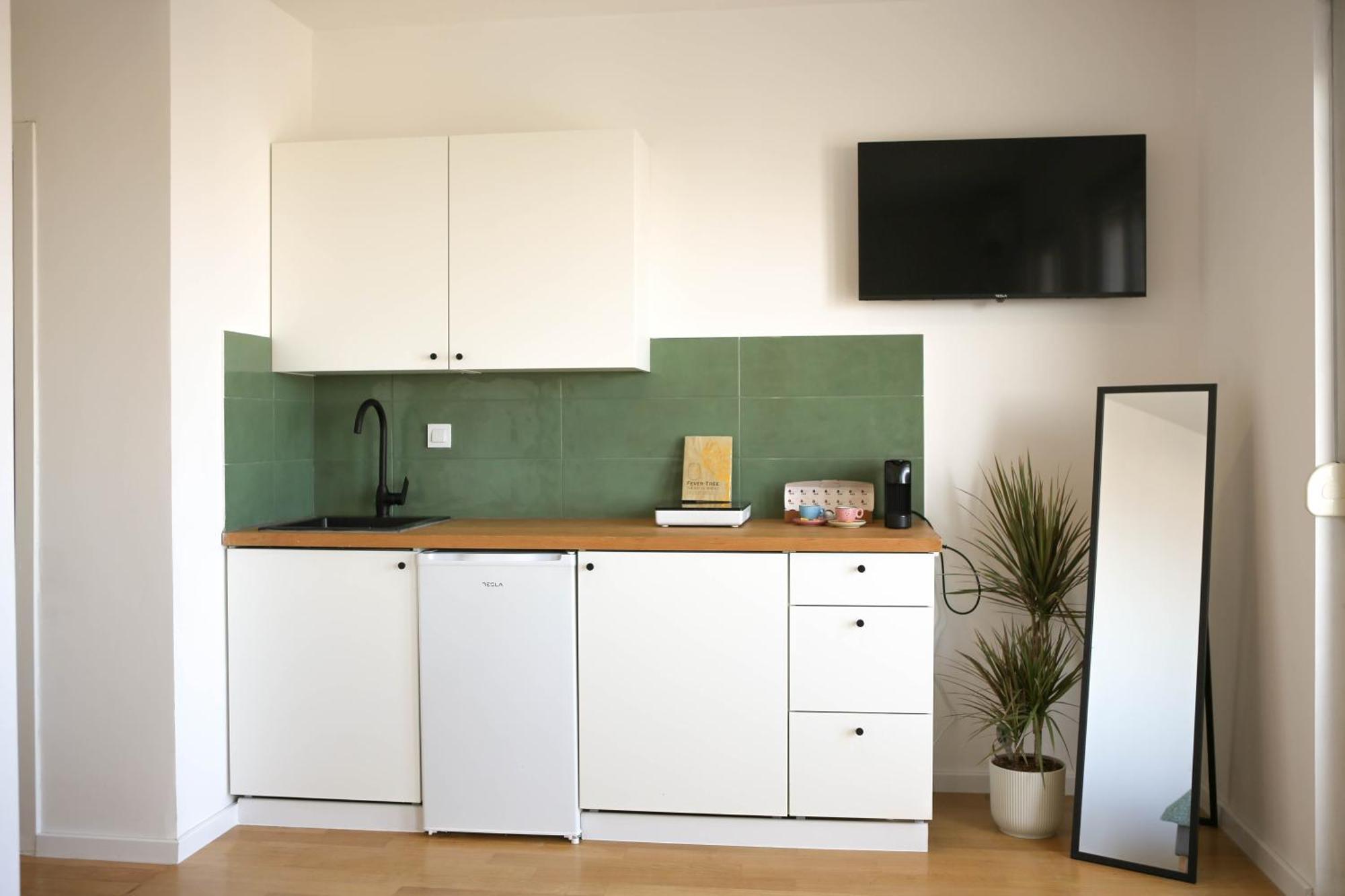 Kiki'S Sea View Studio Split Habitación foto