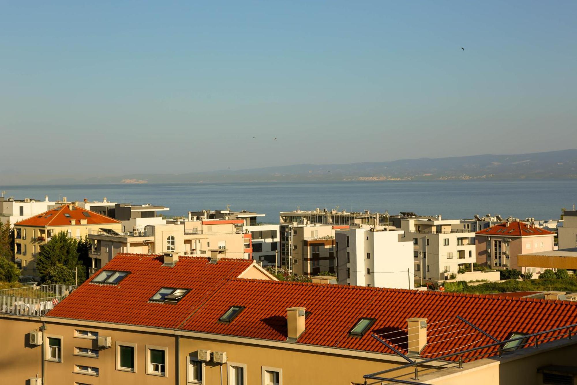 Kiki'S Sea View Studio Split Habitación foto